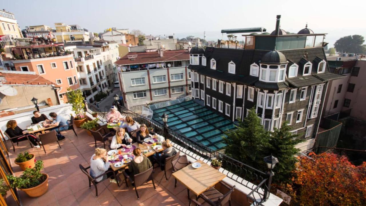 Agora Hostel อิสตันบูล ภายนอก รูปภาพ